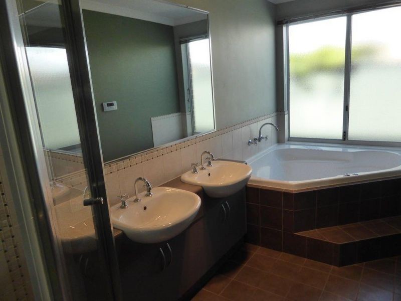 36 Clearwater  Way, Singleton WA 6175