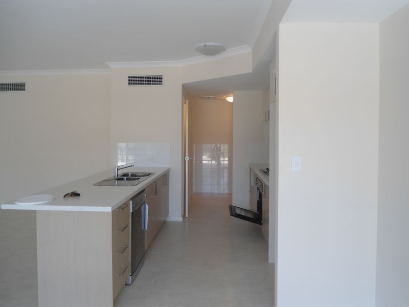 2/1 Ballys Turn, Baldivis WA 6171