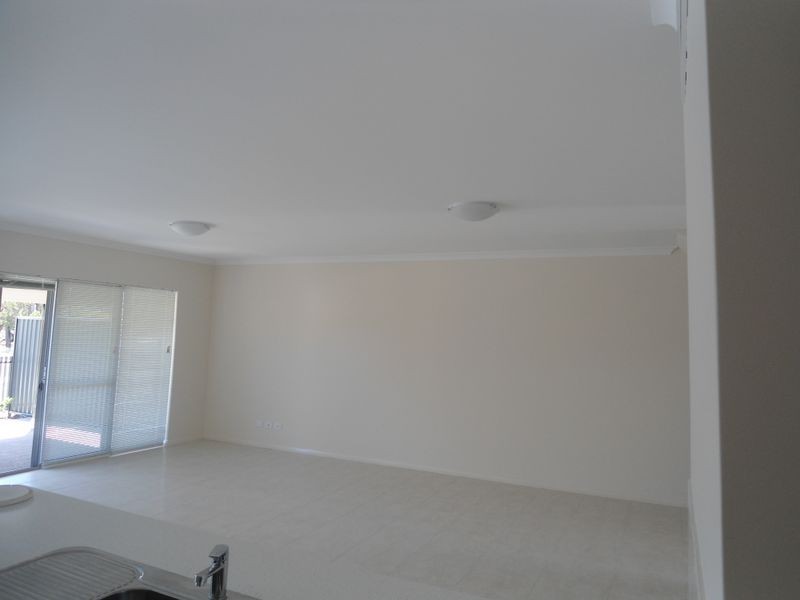 2/1 Ballys Turn, Baldivis WA 6171