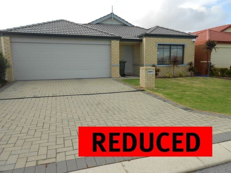 8 Dunsky Pass, Secret Harbour WA 6173