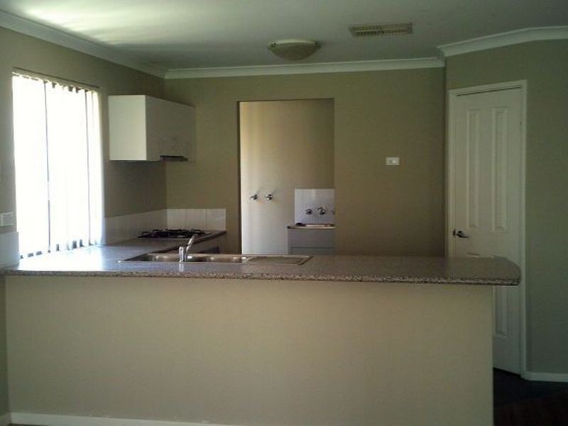 15 Kumarina Drive, Secret Harbour WA 6173