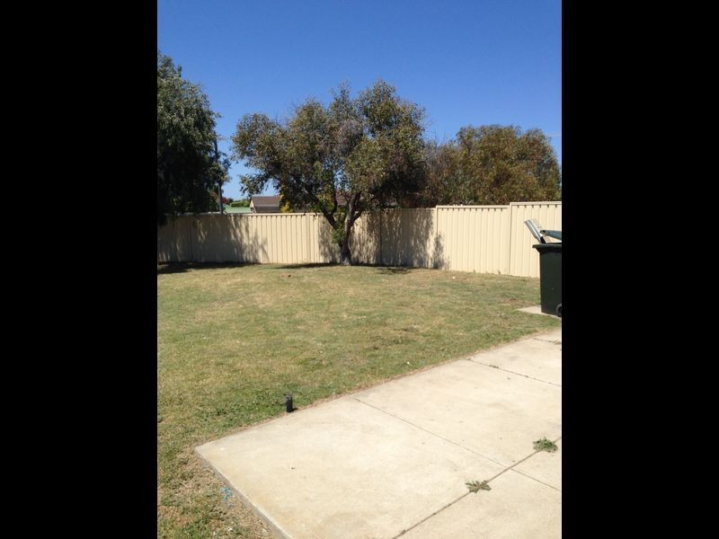 13 Andros Road, Safety Bay WA 6169