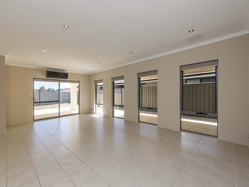111 Aldersyde Meander, Baldivis WA 6171