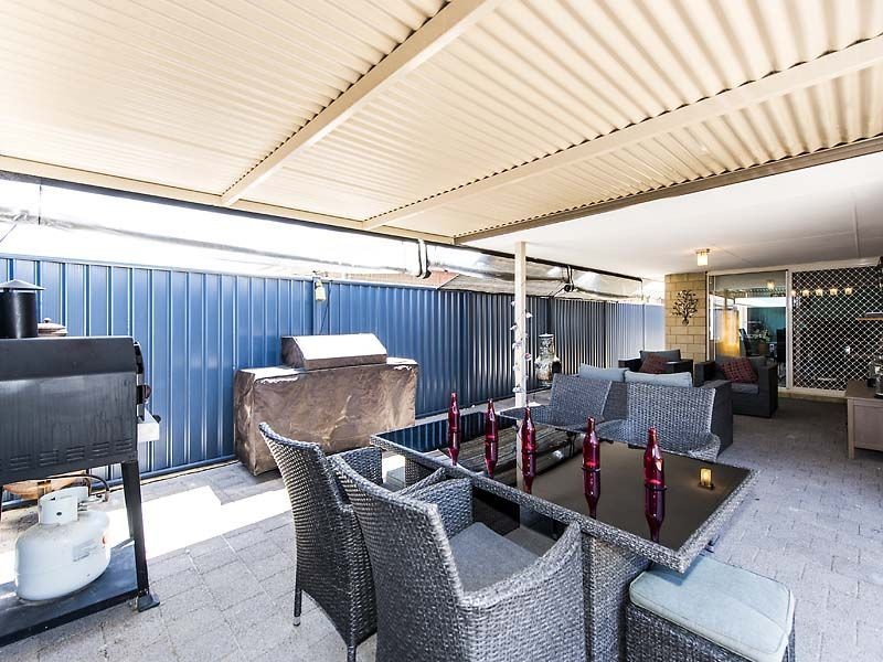 8 Mckail way, Baldivis WA 6171