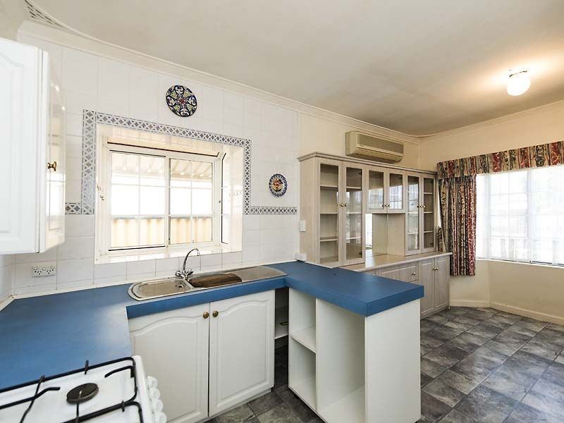 36 Langley Street, Rockingham WA 6168