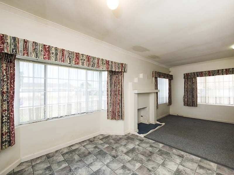 36 Langley Street, Rockingham WA 6168