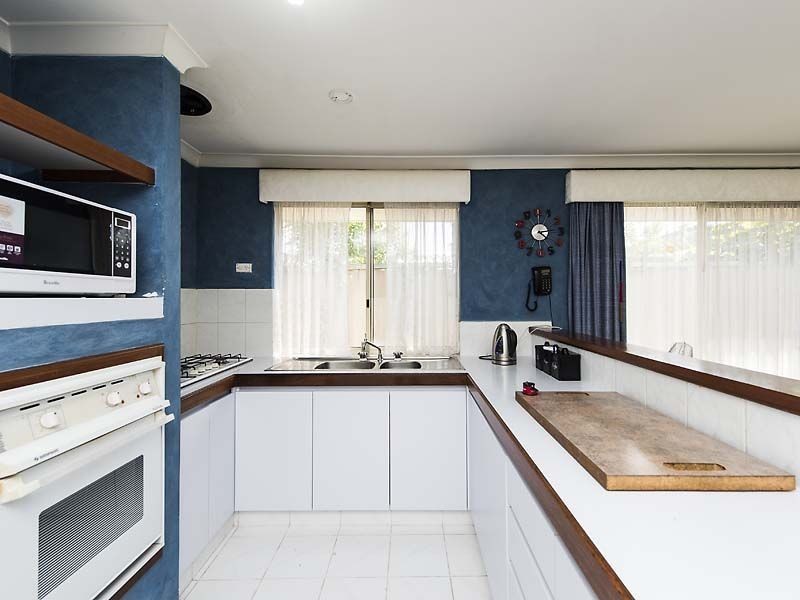 3 Elysee Court, Port Kennedy WA 6172