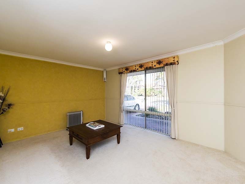 3 Elysee Court, Port Kennedy WA 6172