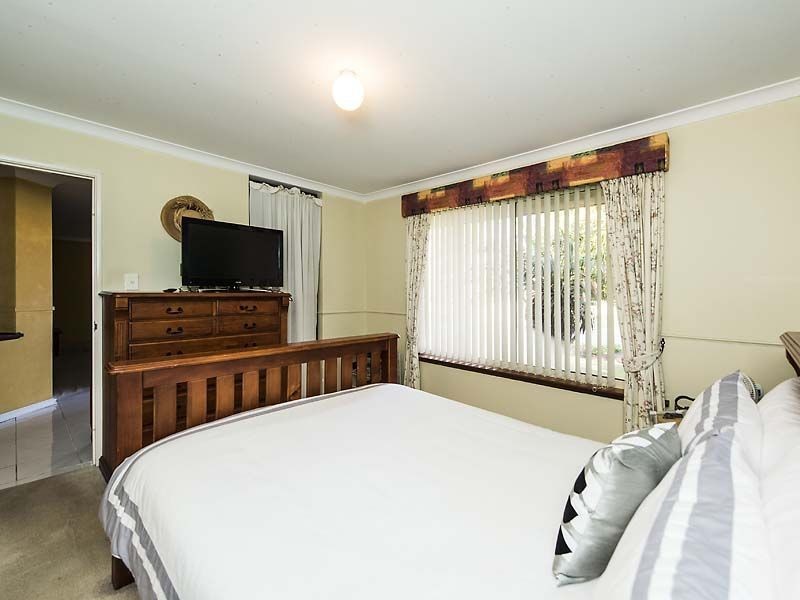 3 Elysee Court, Port Kennedy WA 6172