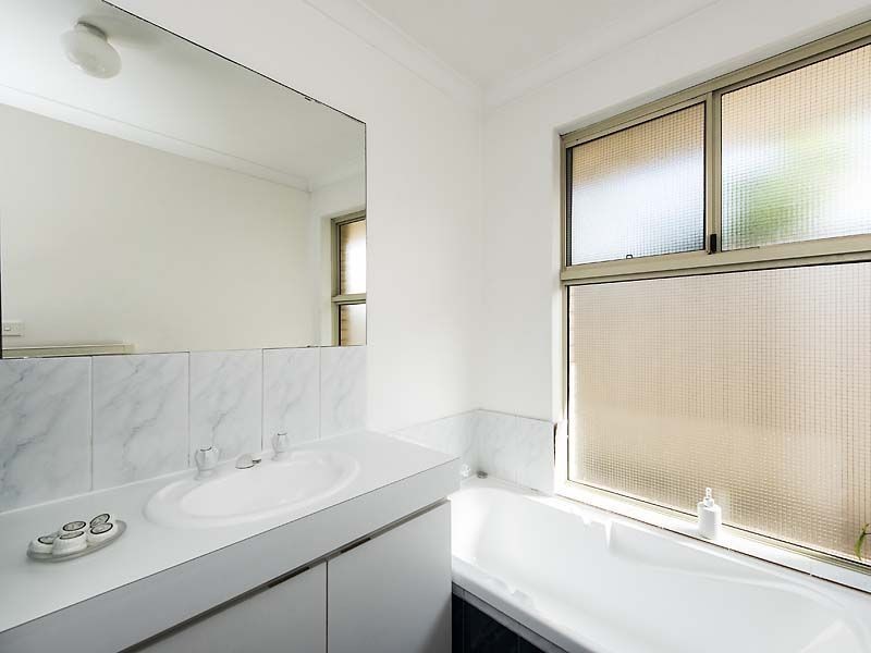 3 Elysee Court, Port Kennedy WA 6172