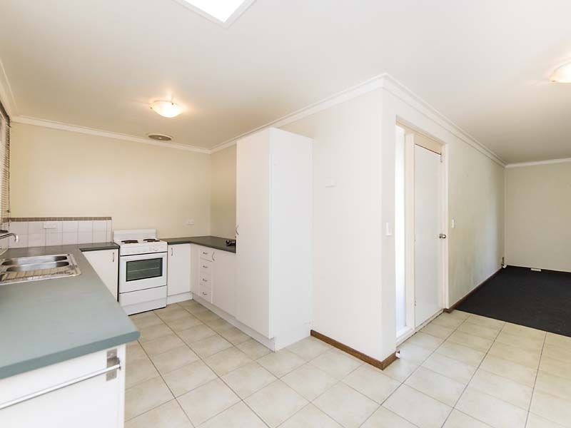 24 Park Drive, Cooloongup WA 6168