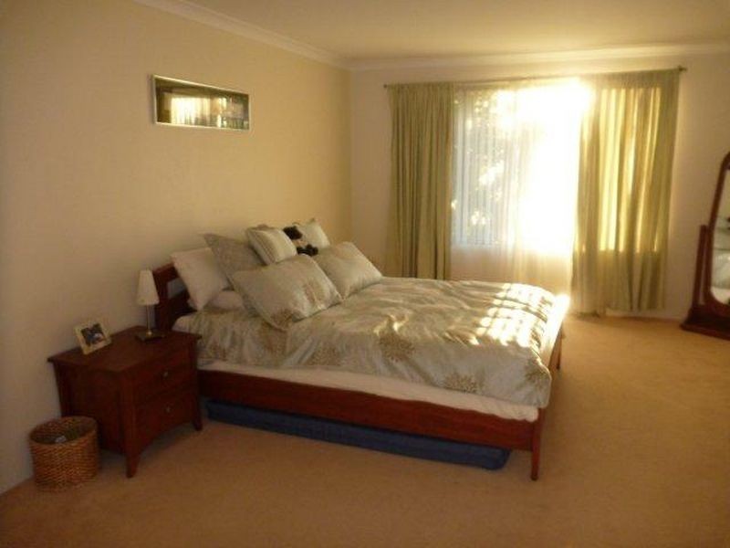 8 Pulsano Mews, Secret Harbour WA 6173