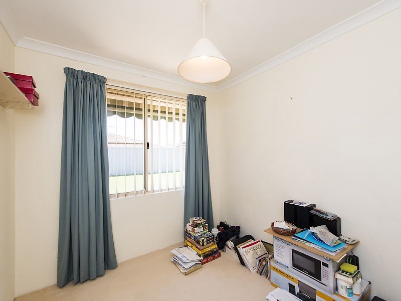 12 Sheathbill Court, Safety Bay WA 6169