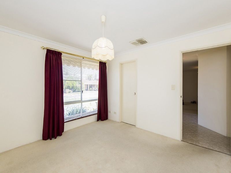 12 Sheathbill Court, Safety Bay WA 6169