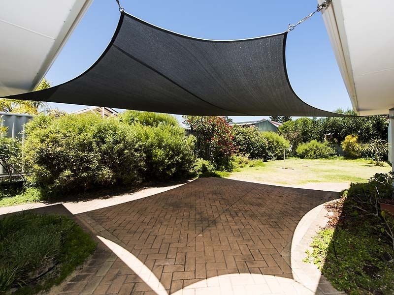 129 Penguin Road, Safety Bay WA 6169