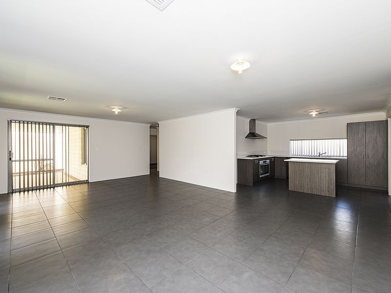 100 Makybe Drive, Baldivis WA 6171