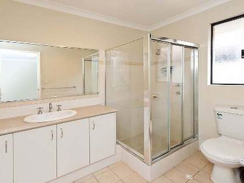 66 Mandalay Bend, Secret Harbour WA 6173