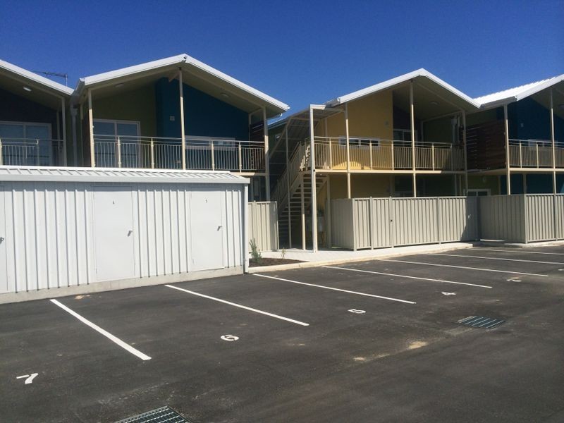 8/18 Thorpe Street, Rockingham WA 6168