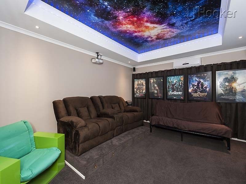 3 Savona Brace, Secret Harbour WA 6173