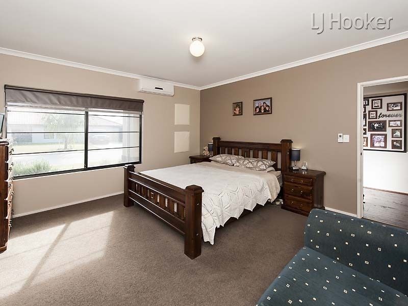 3 Savona Brace, Secret Harbour WA 6173