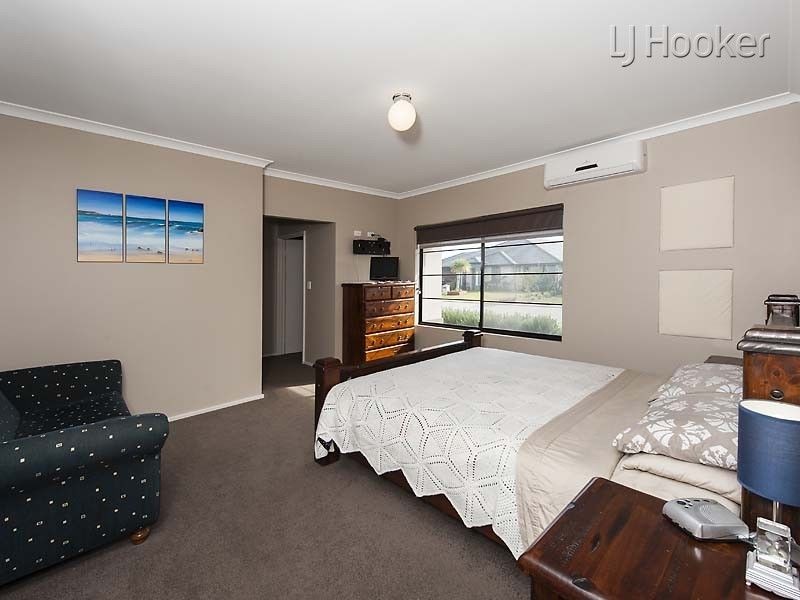 3 Savona Brace, Secret Harbour WA 6173