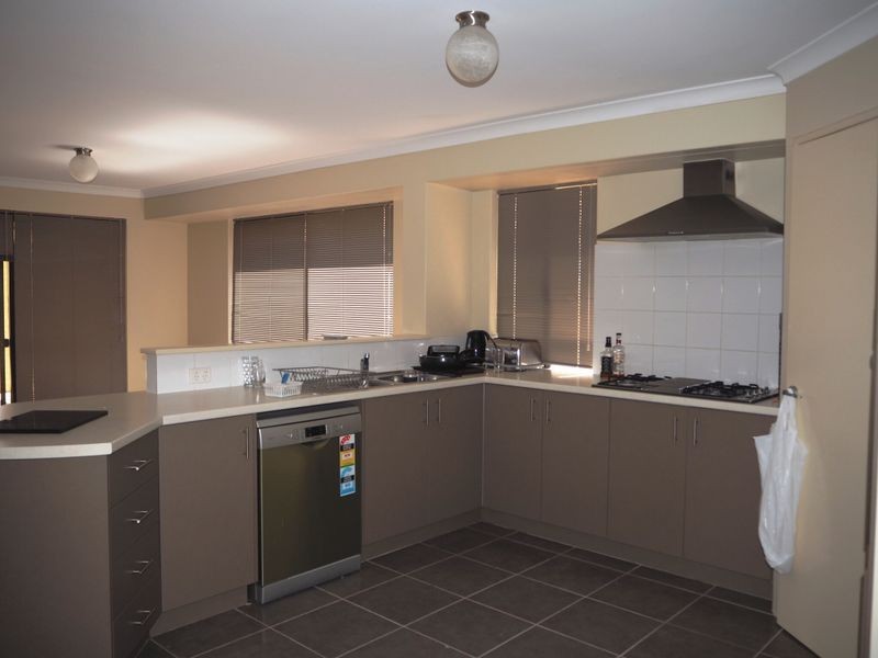 50 Kumarina Drive, Secret Harbour WA 6173