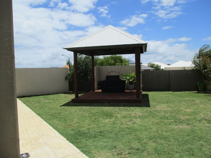 48 Clearwater Way, Singleton WA 6175