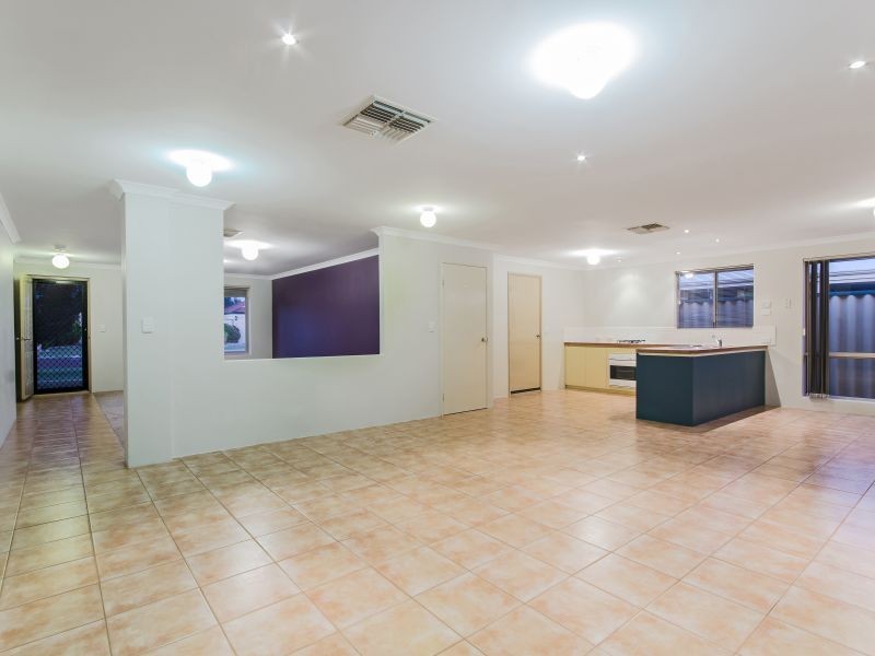24 Bopeechee Way, Port Kennedy WA 6172