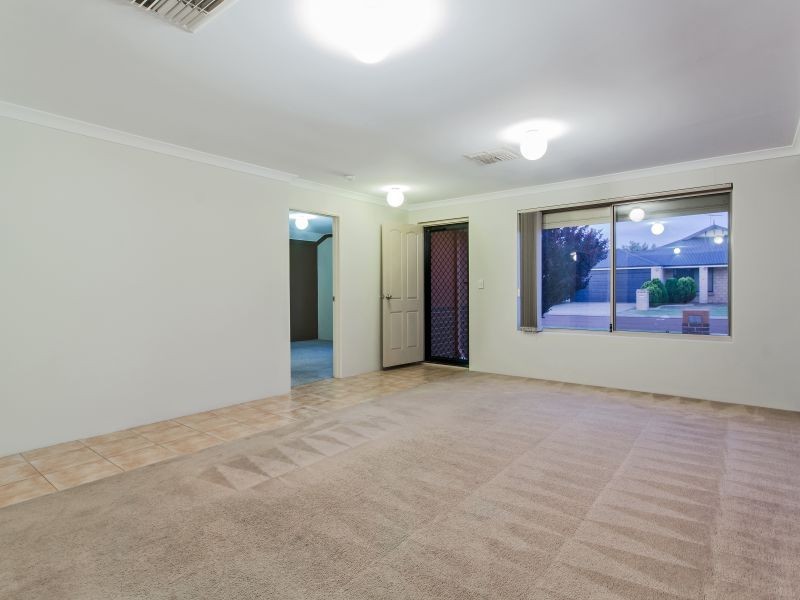 24 Bopeechee Way, Port Kennedy WA 6172