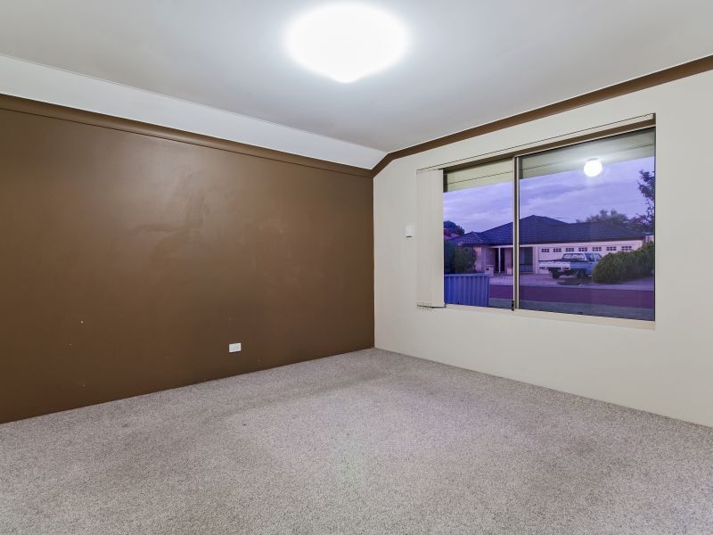 24 Bopeechee Way, Port Kennedy WA 6172