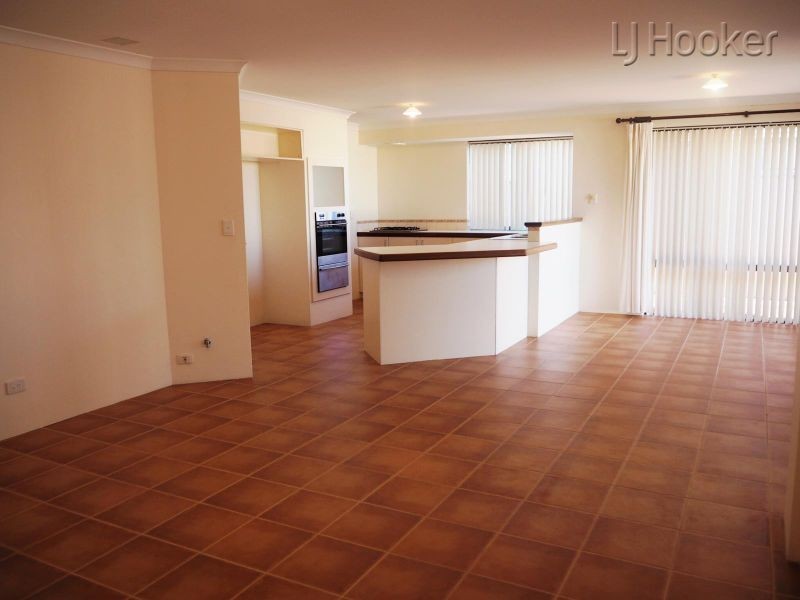 76 Endeavour Drive, Port Kennedy WA 6172