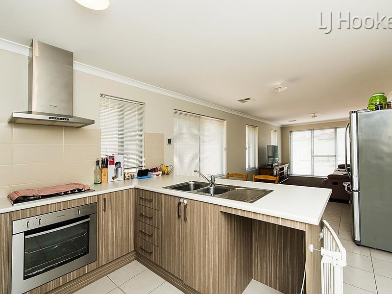 11b Coodanup drive, Dudley Park WA 6210