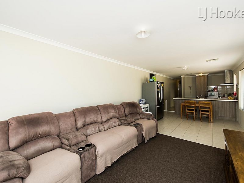 11b Coodanup drive, Dudley Park WA 6210