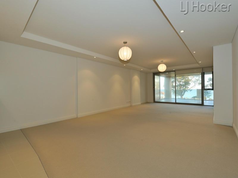 6/3 Rockingham Beach Road, Rockingham WA 6168