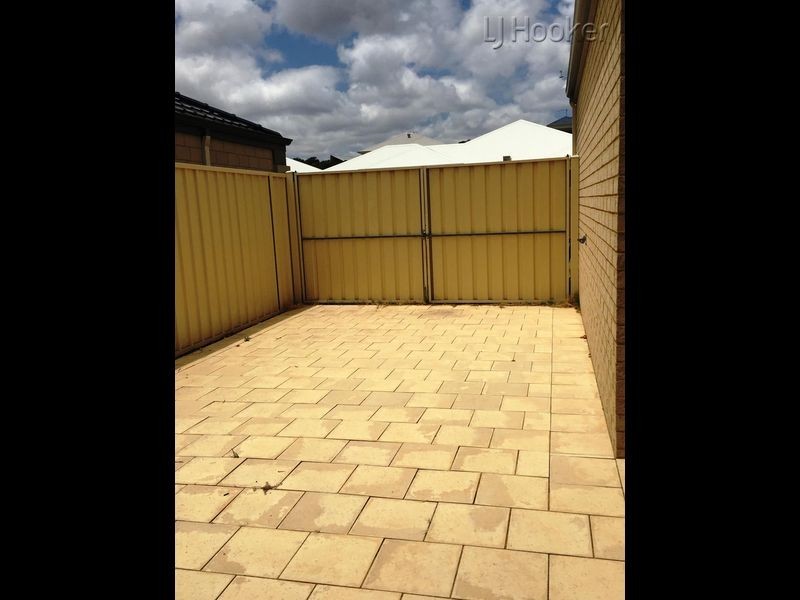 12 Lookout Vista, Singleton WA 6175
