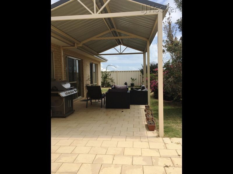 12 Lookout Vista, Singleton WA 6175