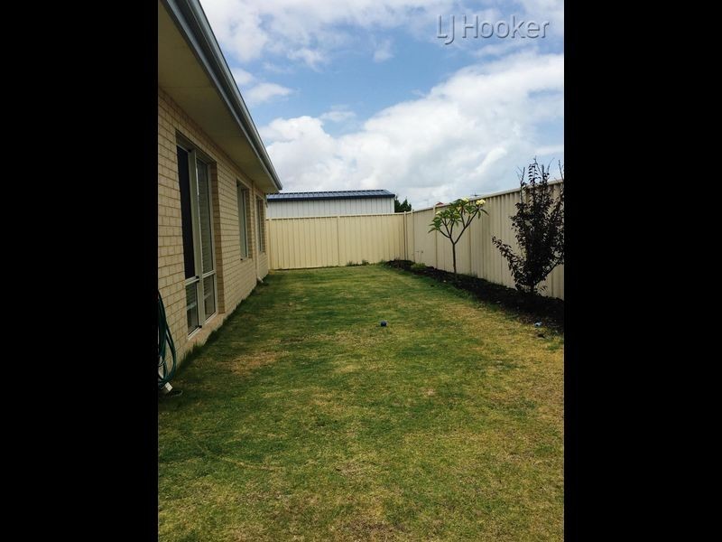 12 Lookout Vista, Singleton WA 6175
