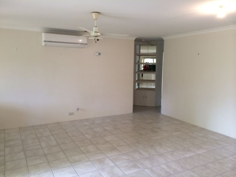 28 Moreton Cresent, Warnbro WA 6169