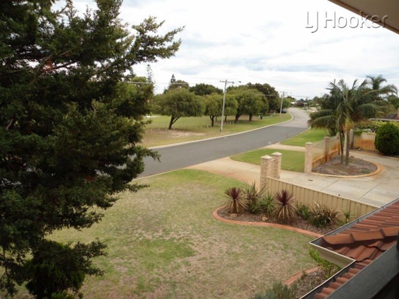 1/48 Houston Street, Rockingham WA 6168