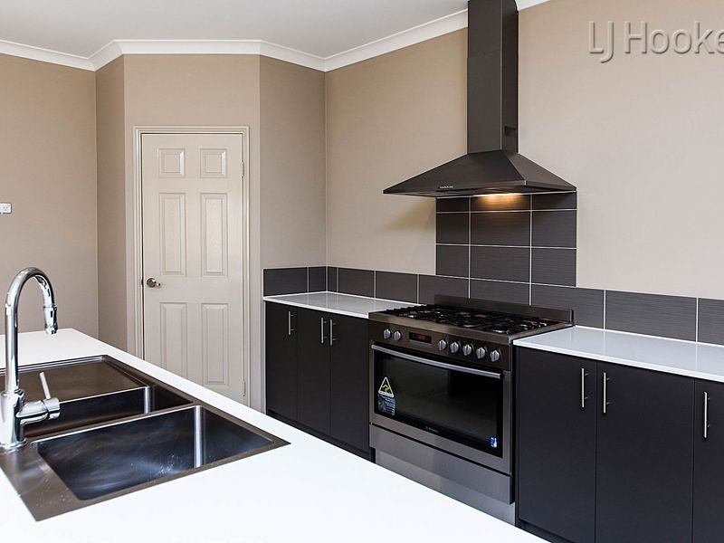 21 Battrass Loop, Baldivis WA 6171