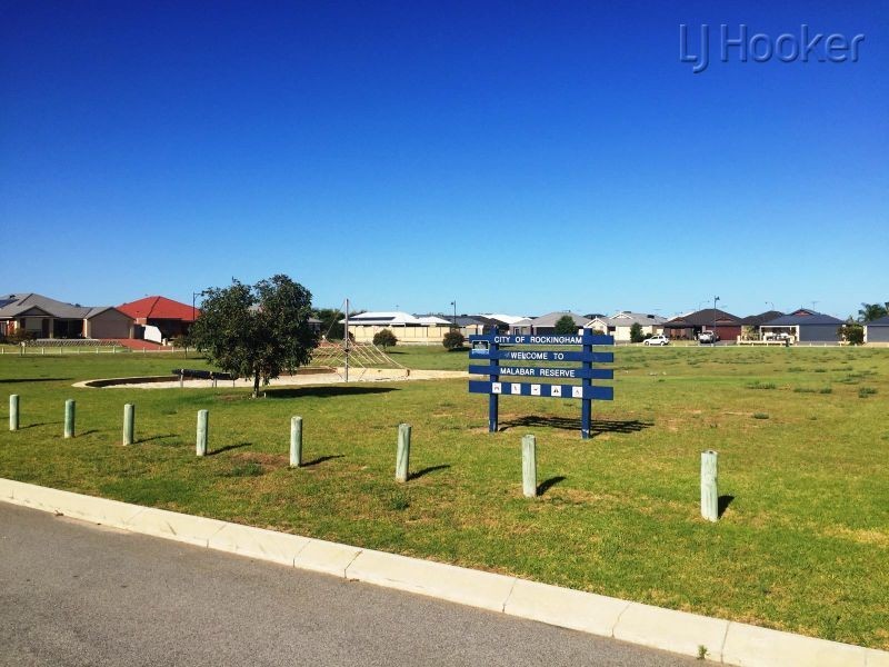 10 Dunsky Pass, Secret Harbour WA 6173