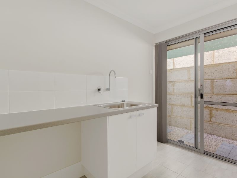 8A McKenzie Road, Shoalwater WA 6169