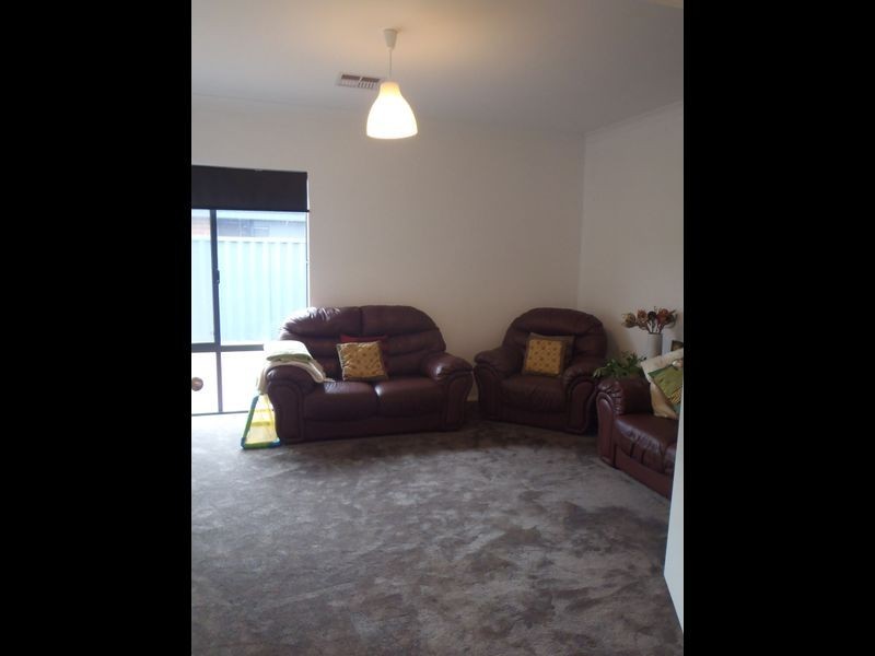 16 Corymbia Green, Baldivis WA 6171