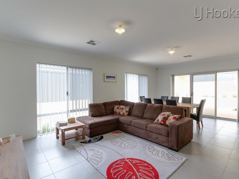 15 Copenhagen Street, Baldivis WA 6171