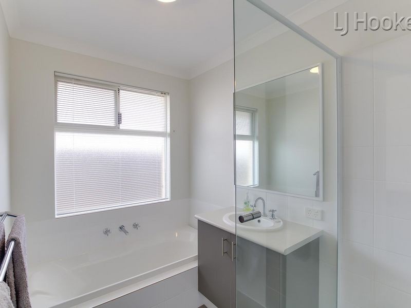 15 Copenhagen Street, Baldivis WA 6171