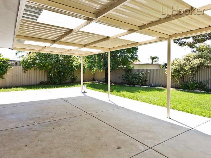 7 Rydal Court, Cooloongup WA 6168