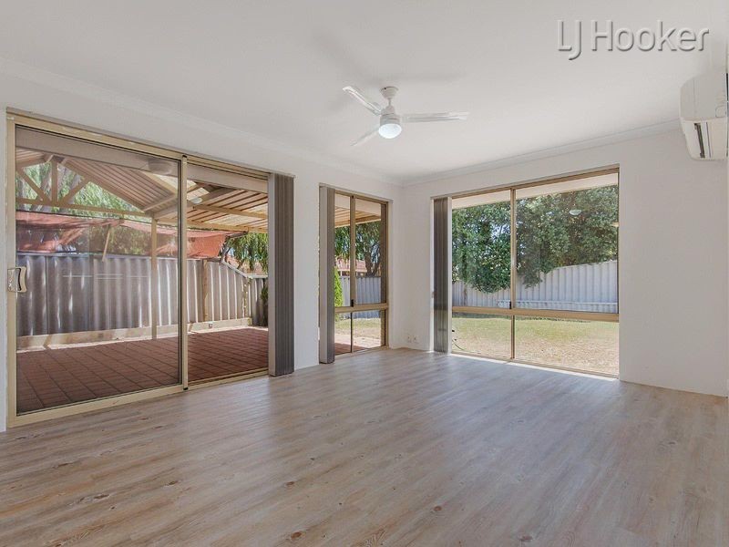 16 Roundhill Drive, Port Kennedy WA 6172