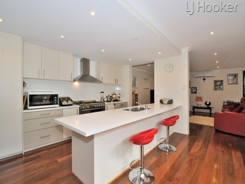 82 Waterfront Parkway, Shoalwater WA 6169