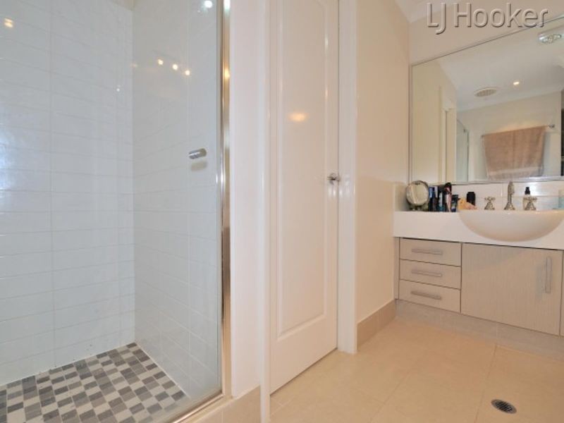 82 Waterfront Parkway, Shoalwater WA 6169