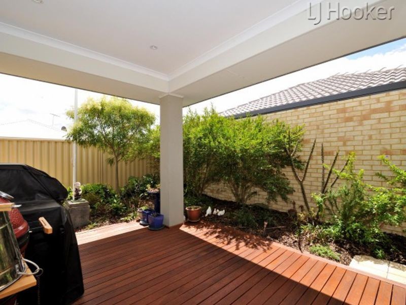 82 Waterfront Parkway, Shoalwater WA 6169